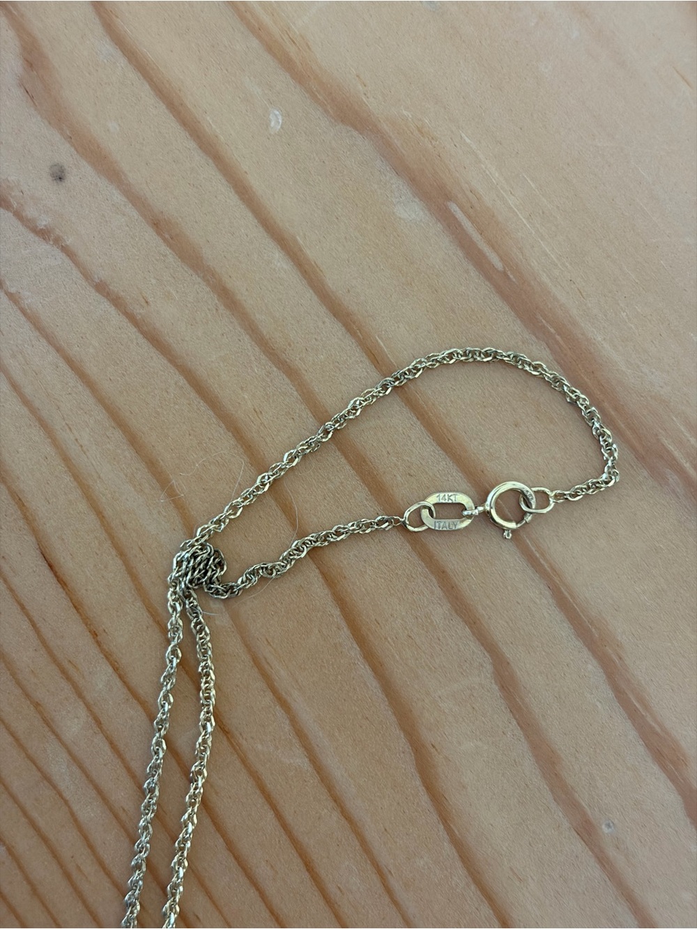 Vintage Italian 14k Gold Flower Pendant Necklace with Diamond Stone 21 Inch - Picture 3 of 5